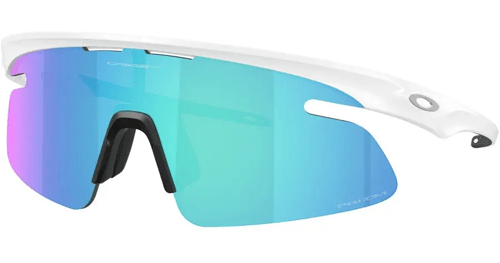 Oakley Sportsonnenbrille mit weißem Rahmen und blau-grüner Prizm-Scheibe.